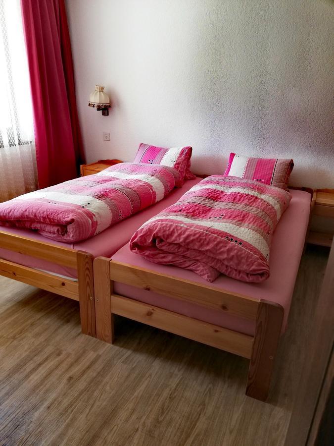 Apartmenthaus Sunshine 사스그룬트 외부 사진